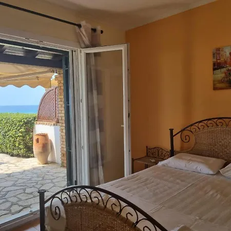 Corfu Beachfront House 52 Apartamento