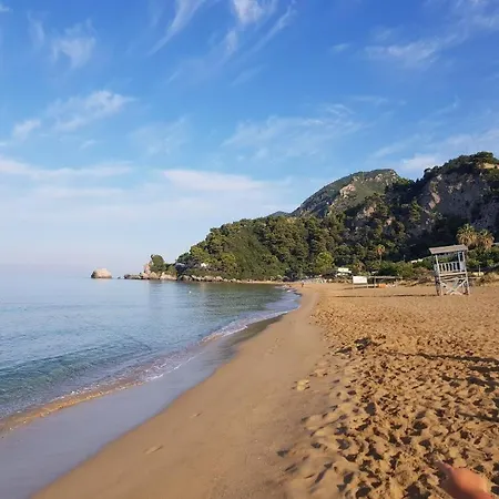 Corfu Beachfront House 52 גליפאדה